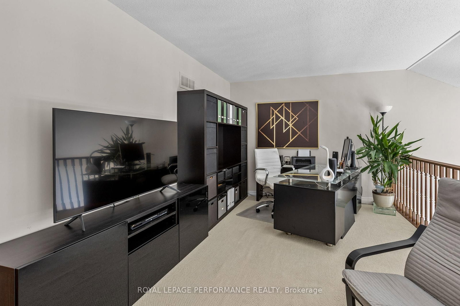 80A Stonehaven Drive • Ottawa, ON photo 21