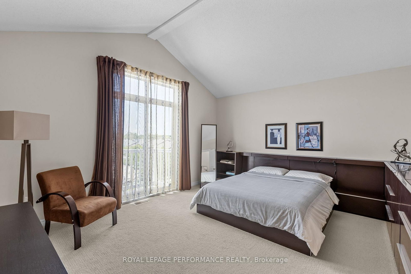 80A Stonehaven Drive • Ottawa, ON photo 24