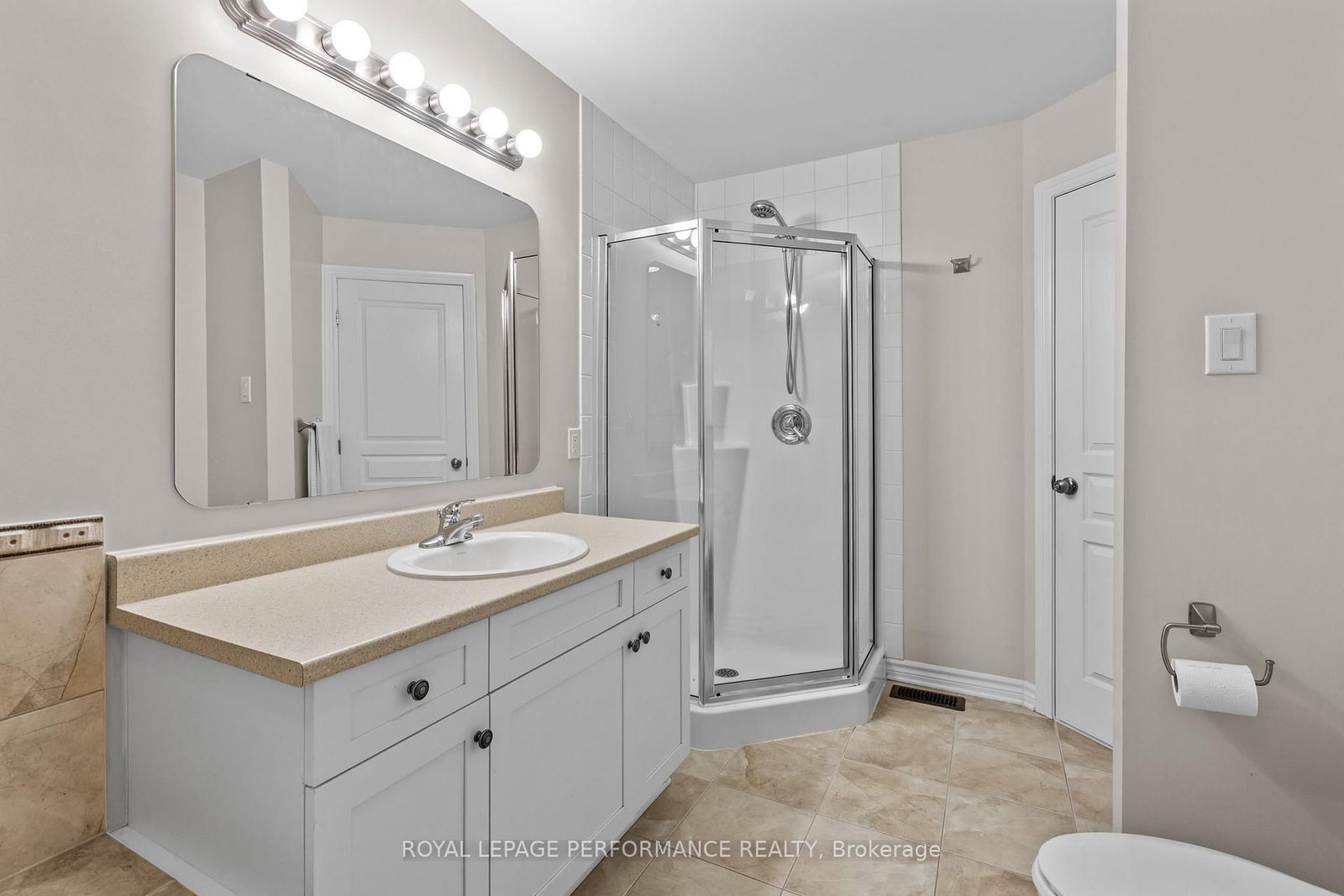 80A Stonehaven Drive • Ottawa, ON photo 28