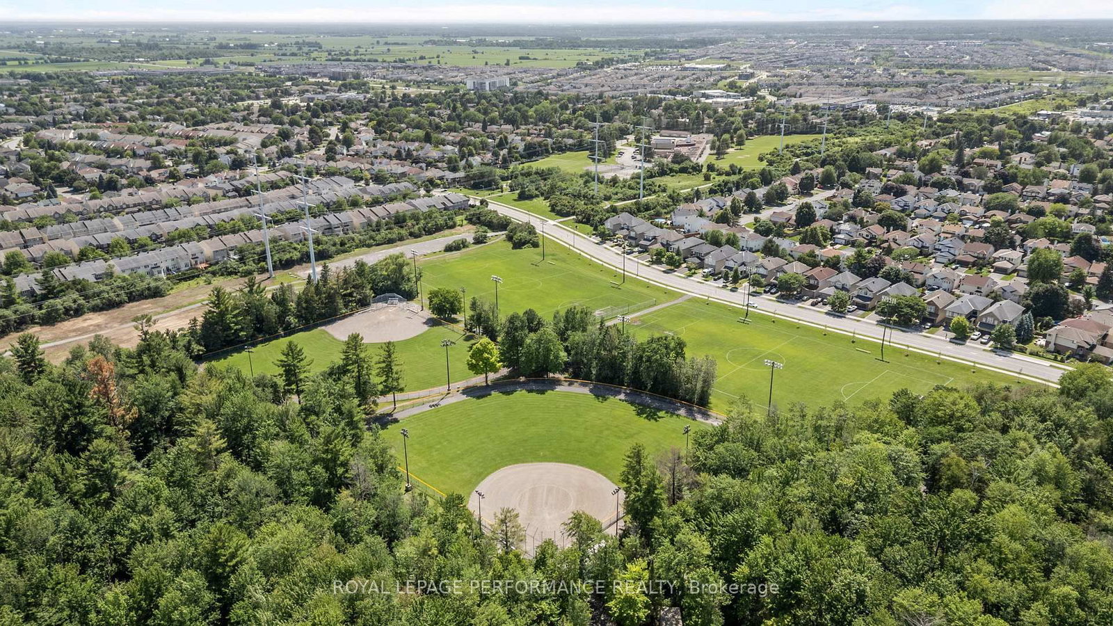 80A Stonehaven Drive • Ottawa, ON photo 38