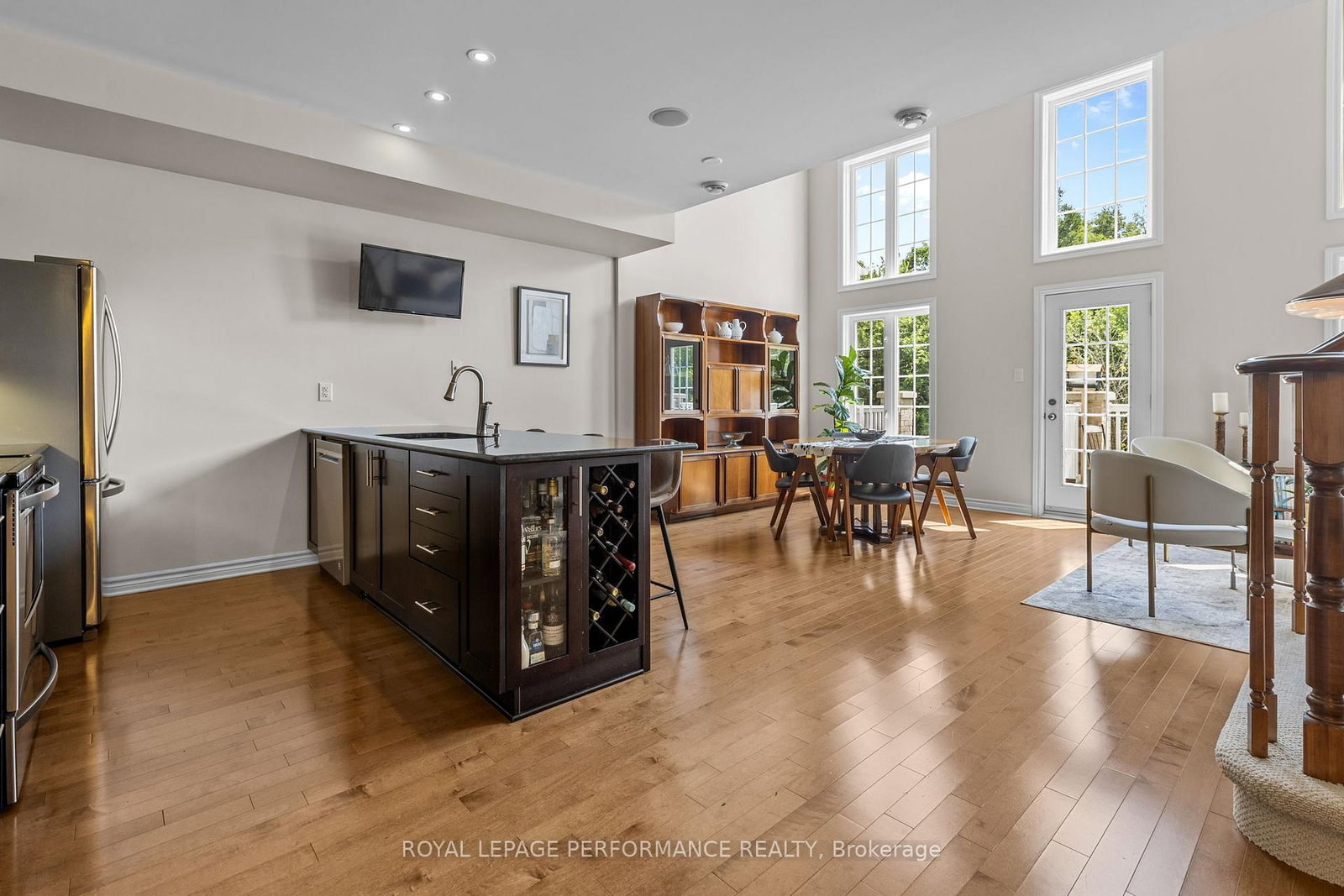 80A Stonehaven Drive • Ottawa, ON photo 5
