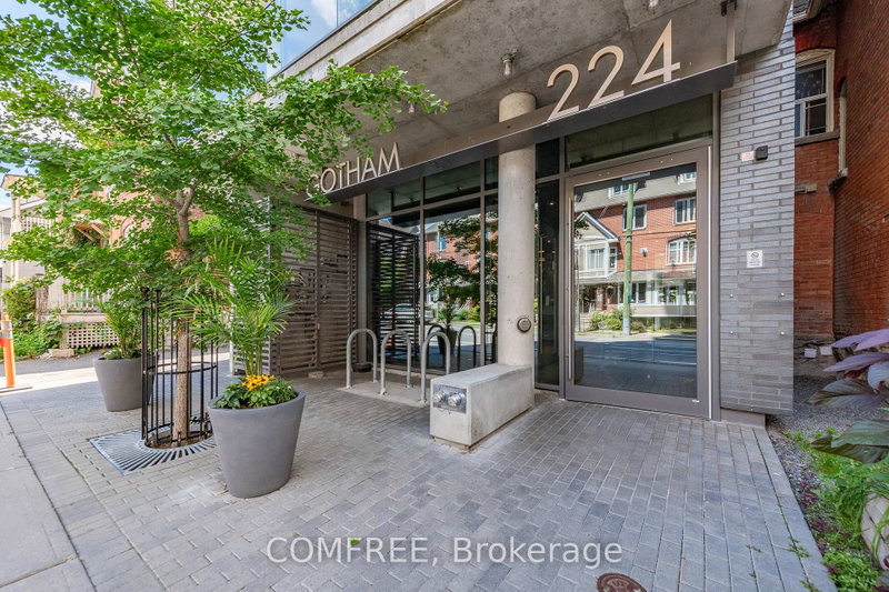 402 - 224 Lyon Street N