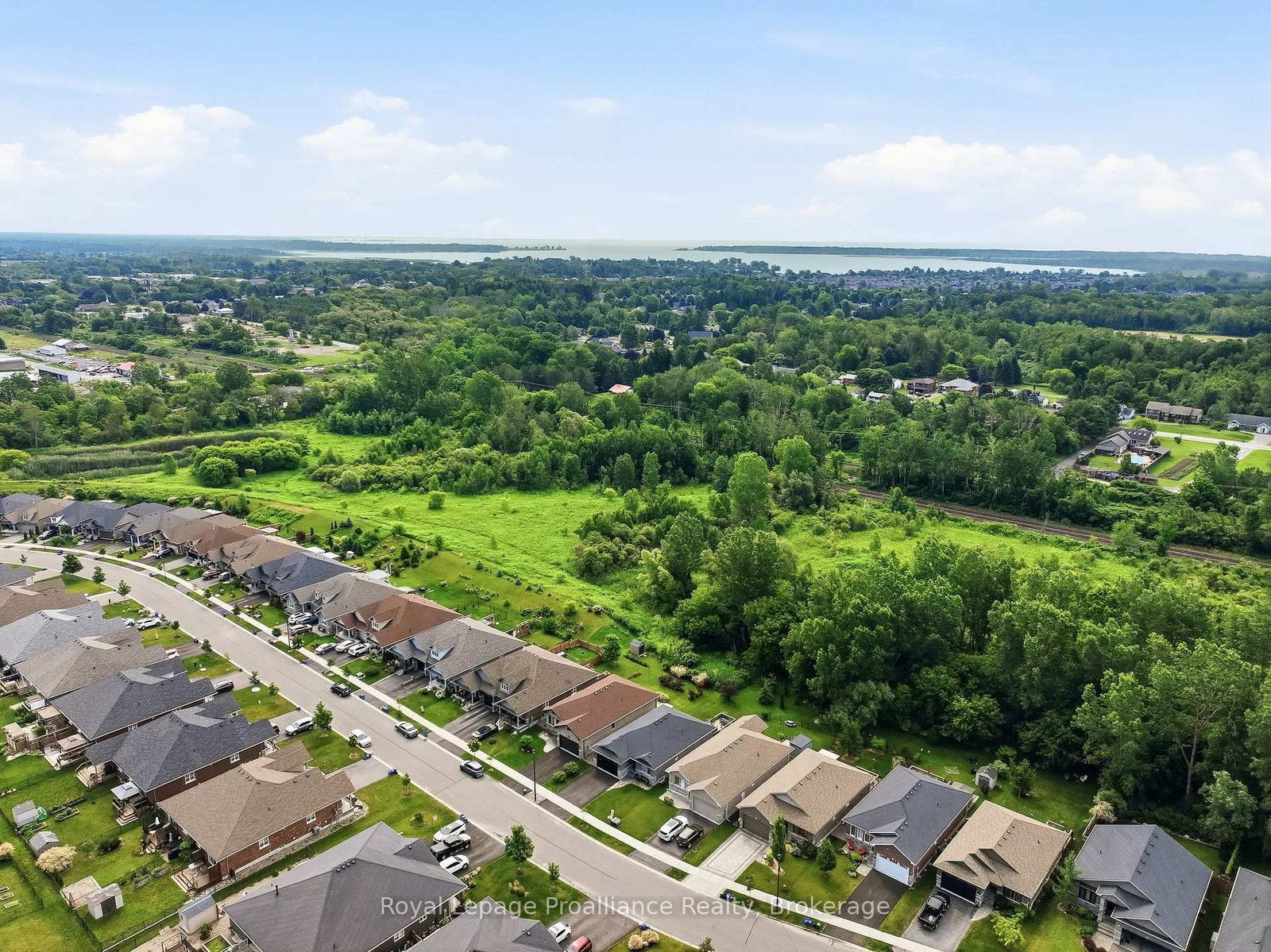 76 Royal Gala Drive • Brighton, ON photo 4