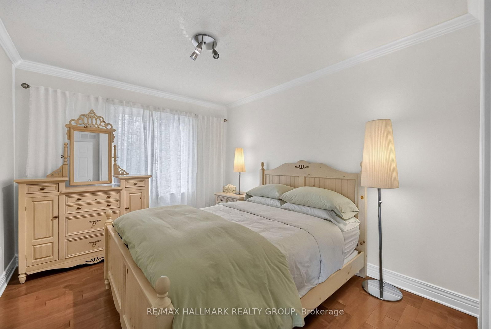615 Aquaview Drive • Orleans, ON photo 21