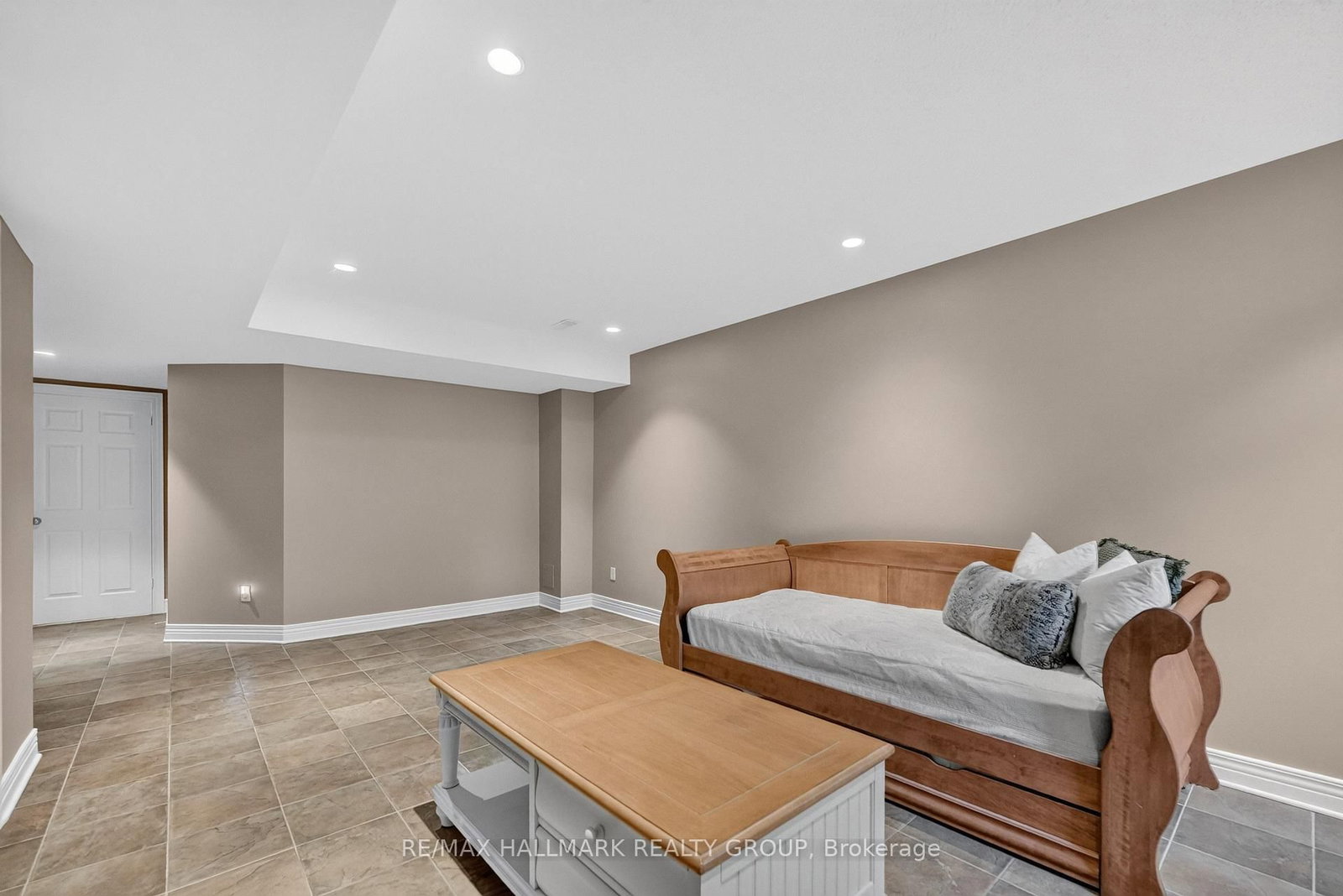 615 Aquaview Drive • Orleans, ON photo 29