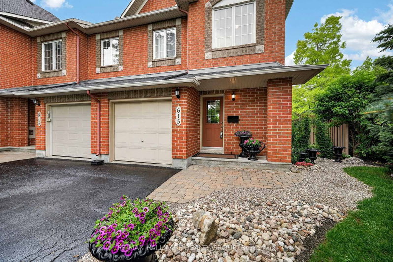615 Aquaview Drive