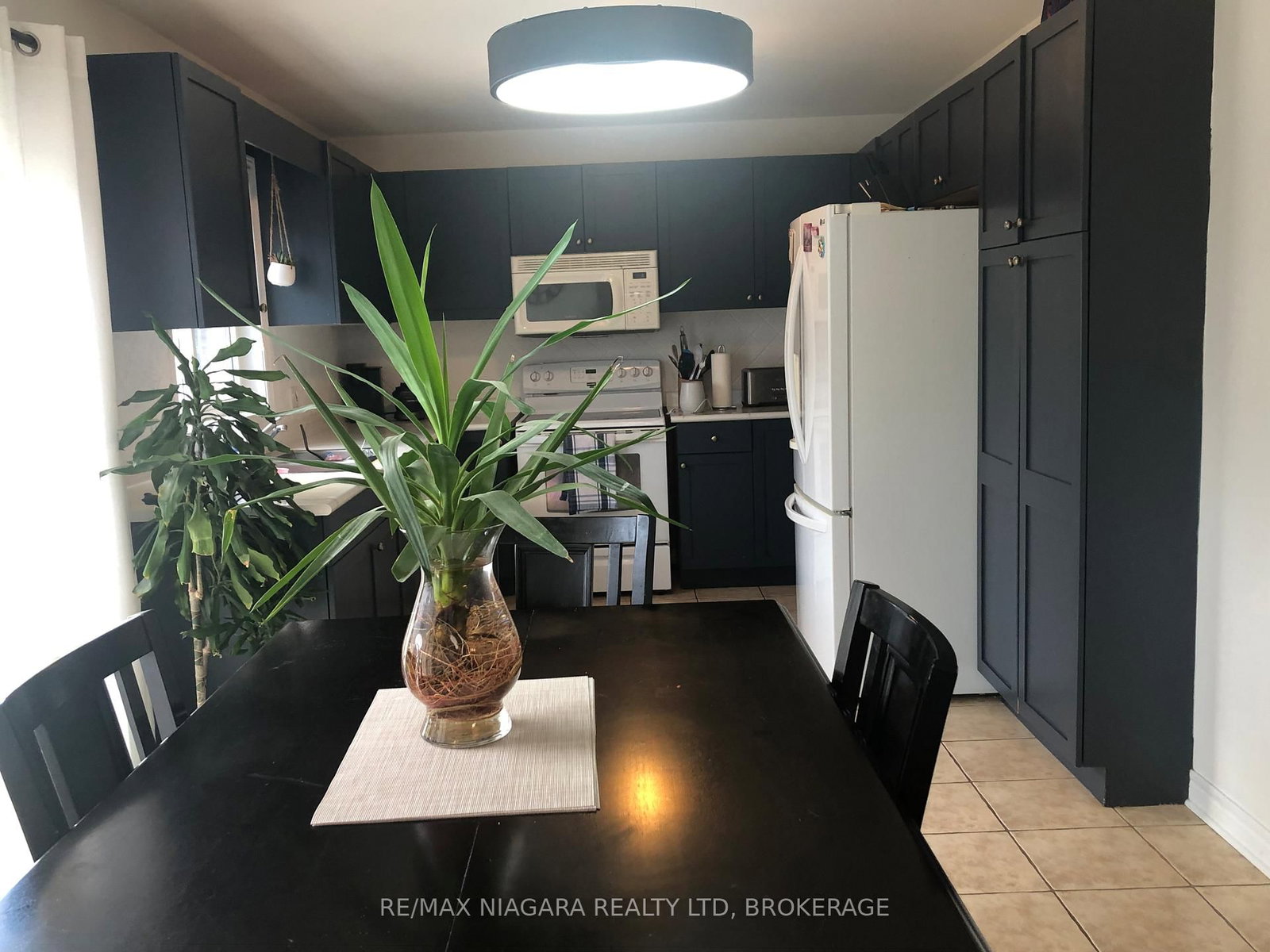 84 Mcbride Drive • St. Catharines, ON photo 3