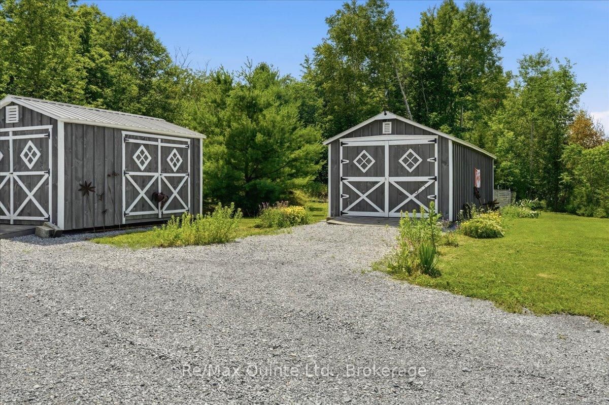11828 ROAD 38 • Sharbot Lake, ON photo 38