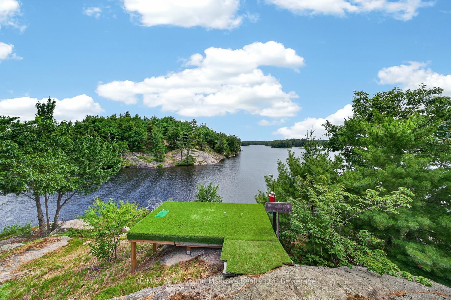 101 Healey Lake Water • The Archipelago, ON photo 16