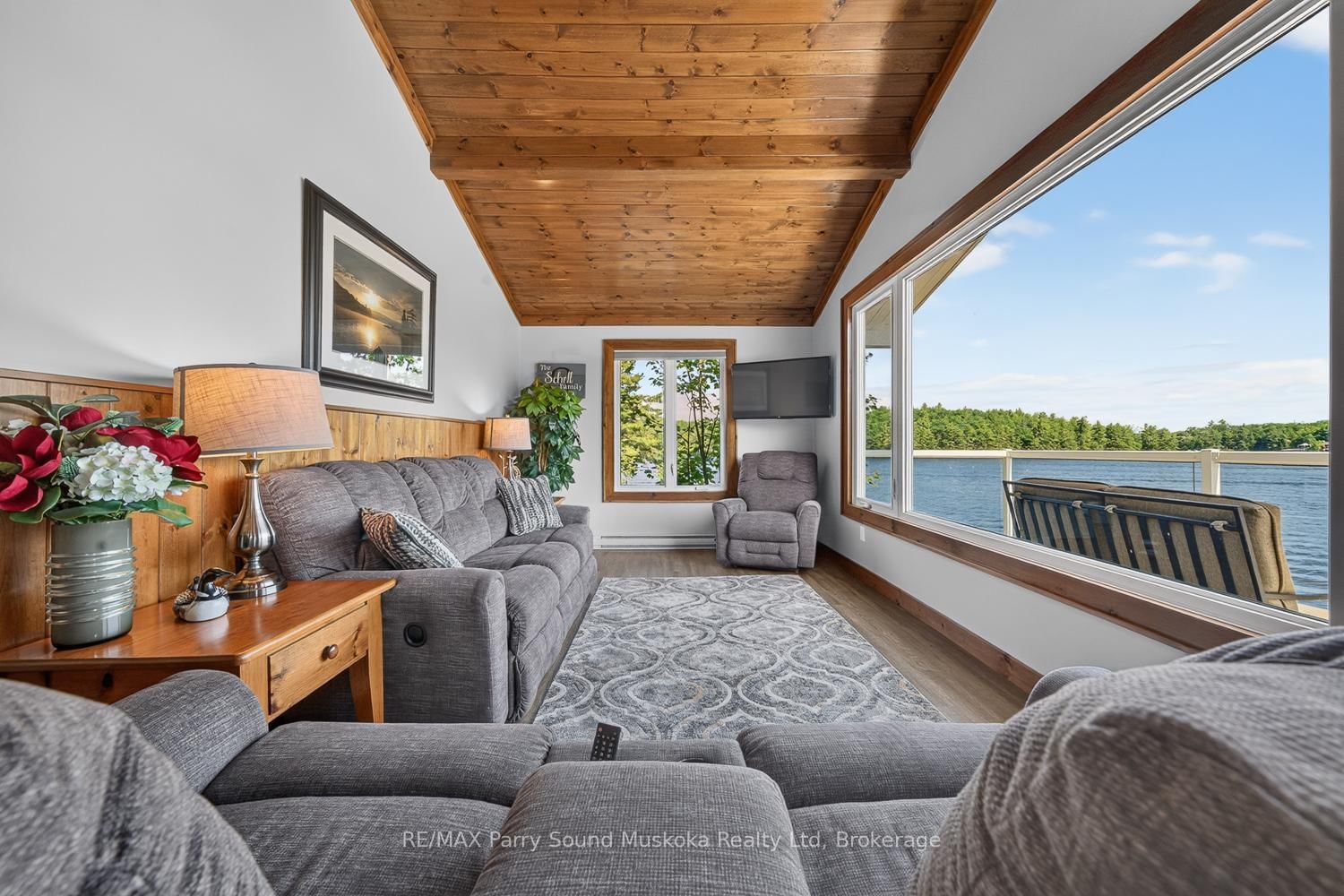 101 Healey Lake Water • The Archipelago, ON photo 34