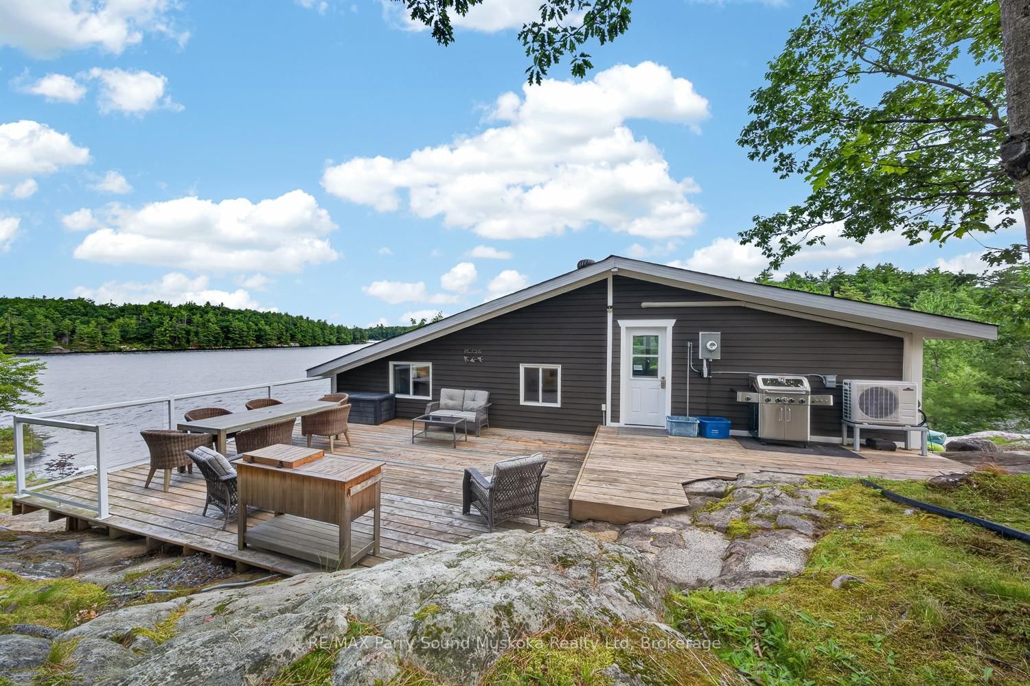 101 Healey Lake Water • The Archipelago, ON photo 8