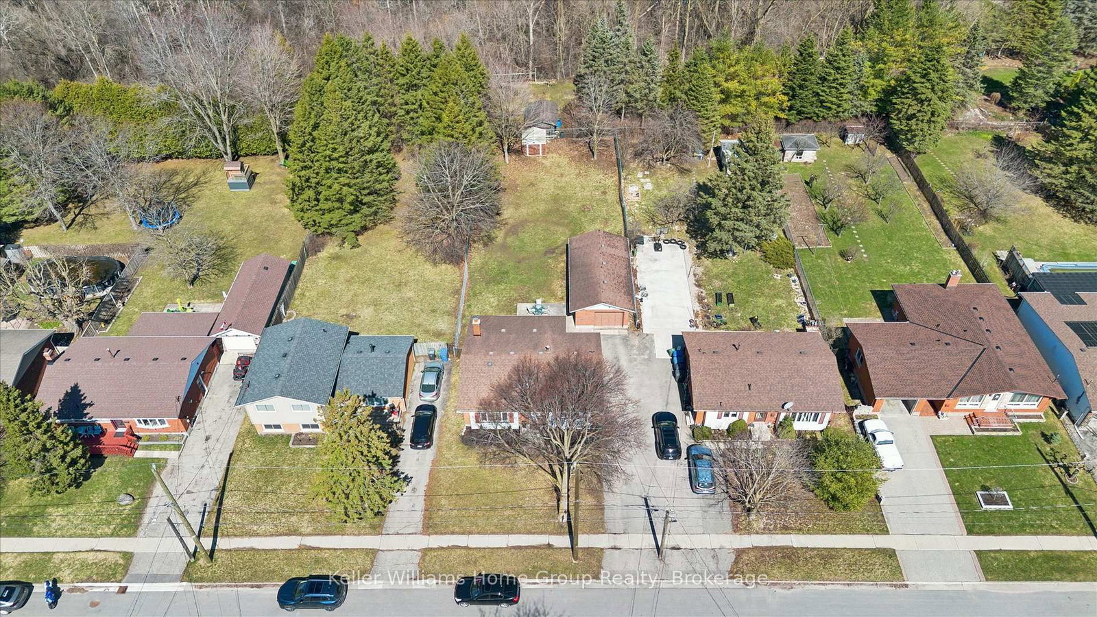 23 Hastings Boulevard • Guelph, ON photo 10