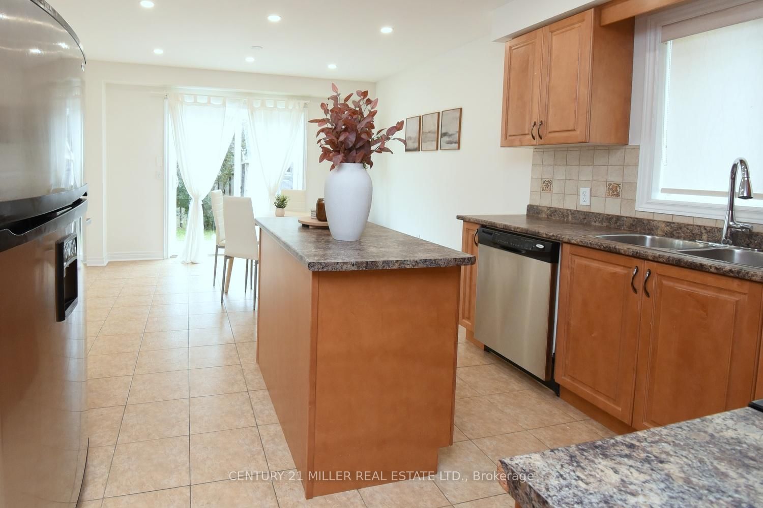 115 Bocelli Crescent • Hamilton, ON photo 16