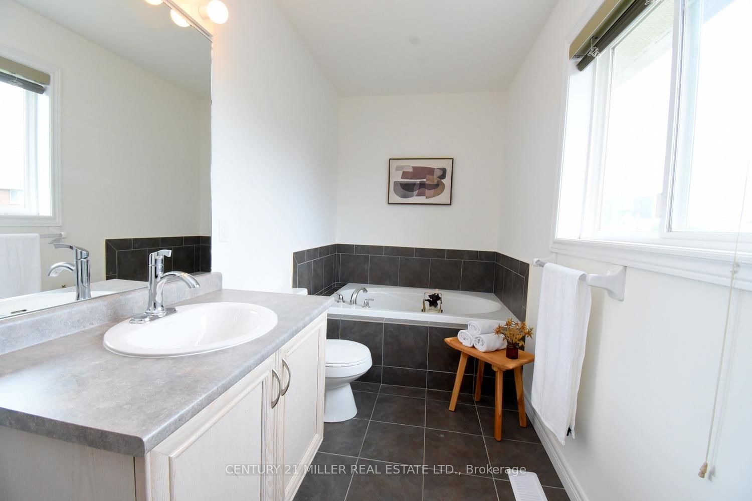115 Bocelli Crescent • Hamilton, ON photo 28