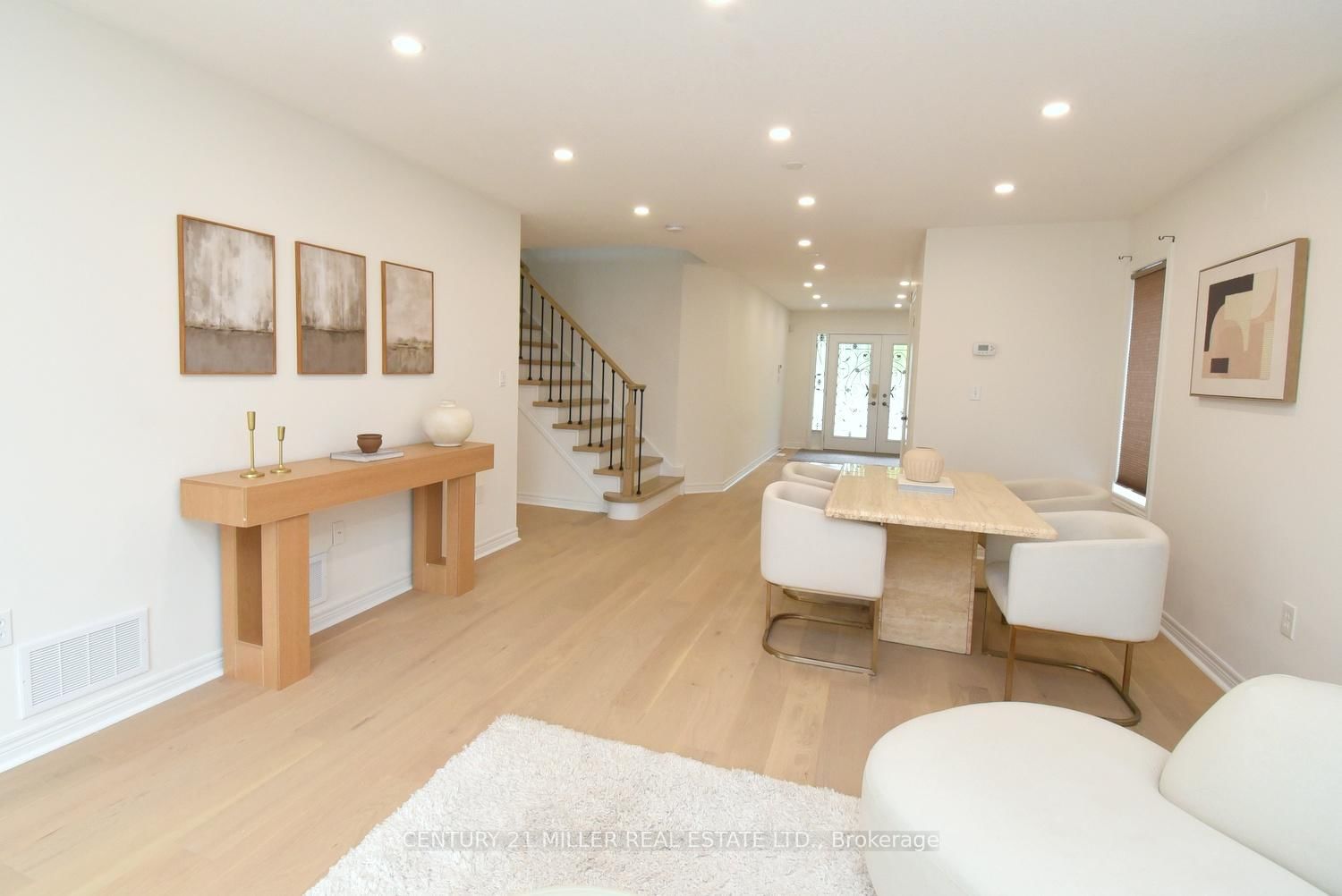 115 Bocelli Crescent • Hamilton, ON photo 8