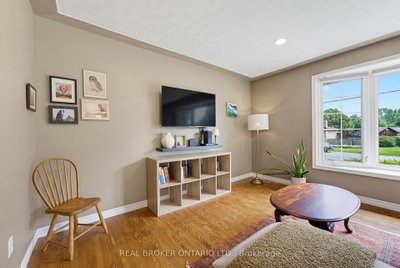 87 Ball Street • Brant, ON photo 3