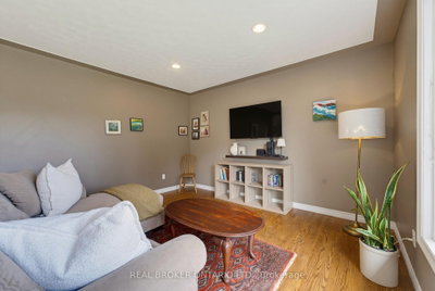 87 Ball Street • Brant, ON photo 4