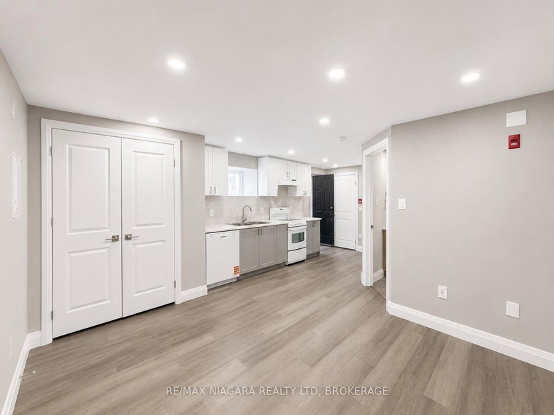 B1 - 143 WESTCHESTER Crescent