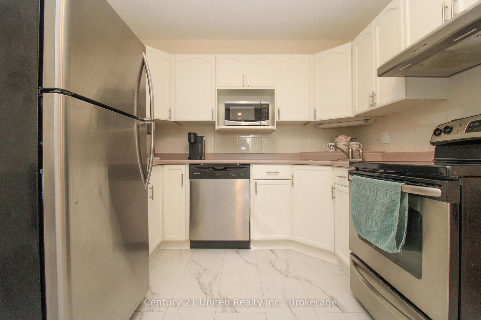 1110 Clonsilla Avenue • #204 • Peterborough, ON photo 9