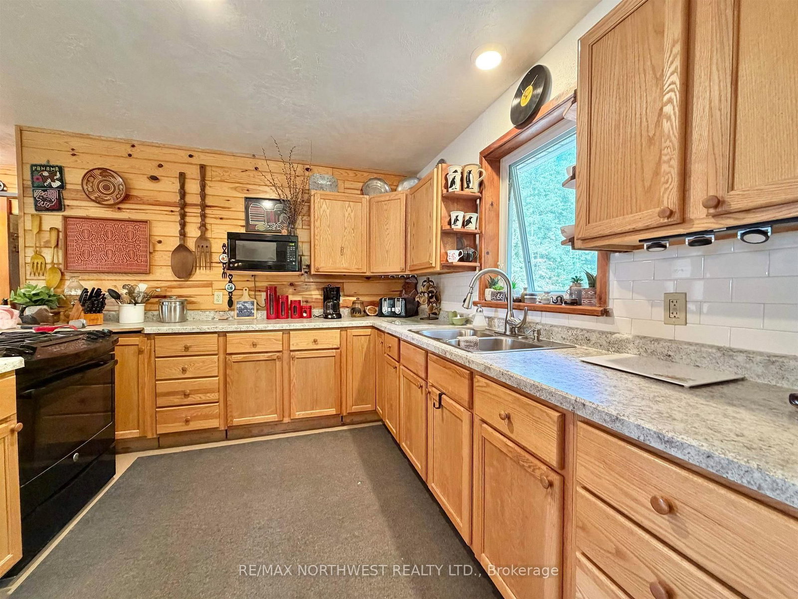 677 Old Station Road • Rainy River Remote Area, ON photo 30