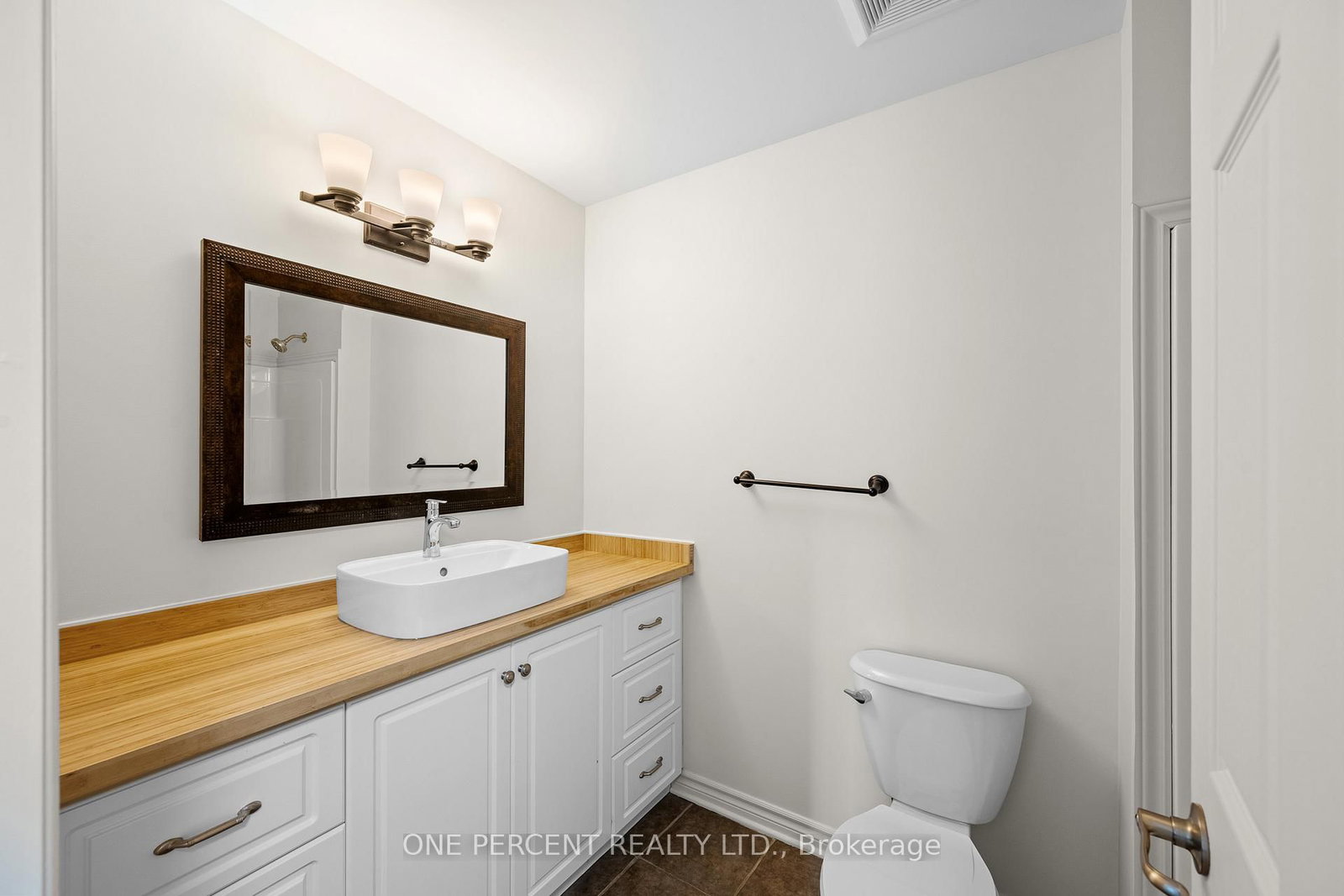 42 Stonewalk Drive • North Grenville, ON photo 15
