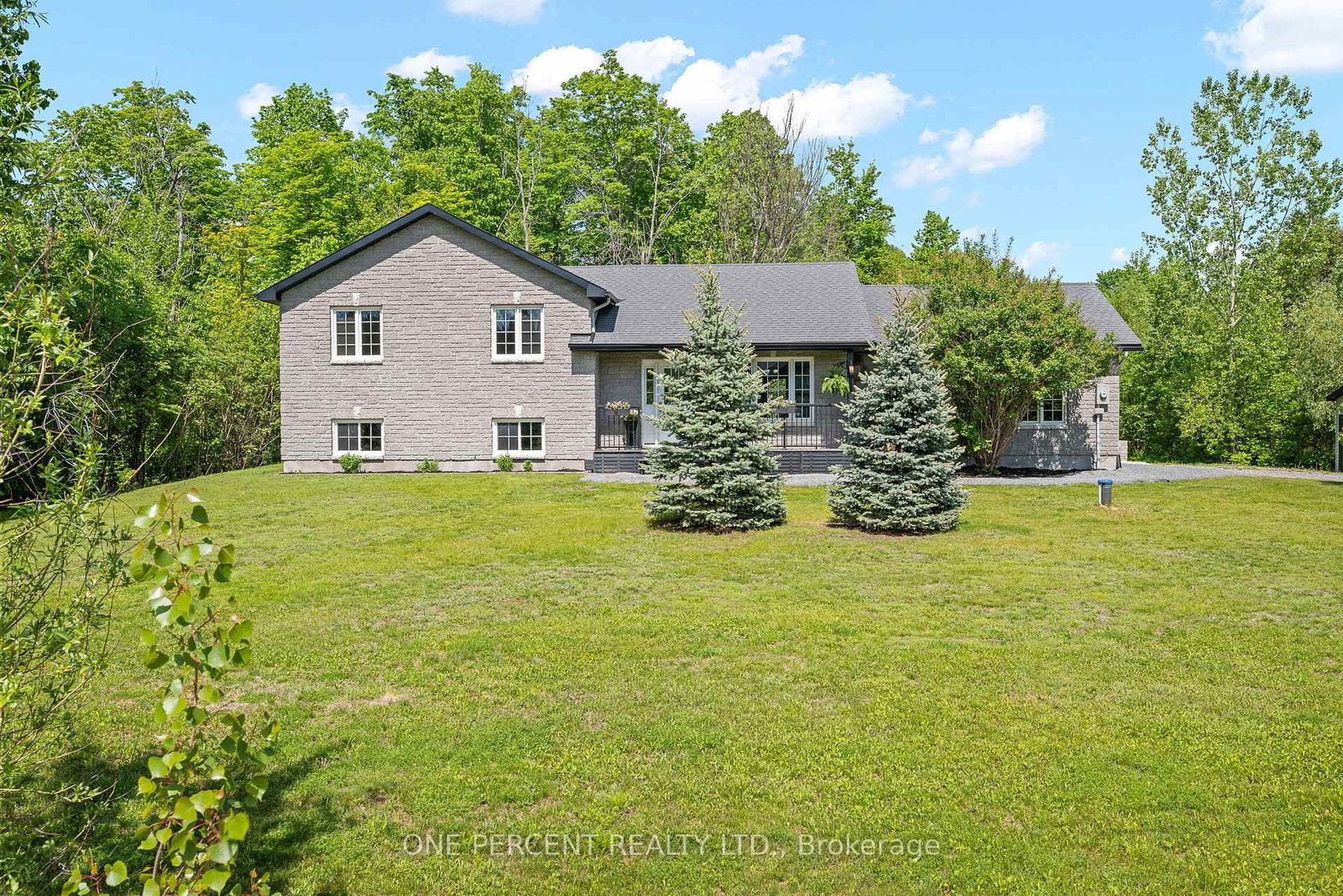 42 Stonewalk Drive • North Grenville, ON photo 2