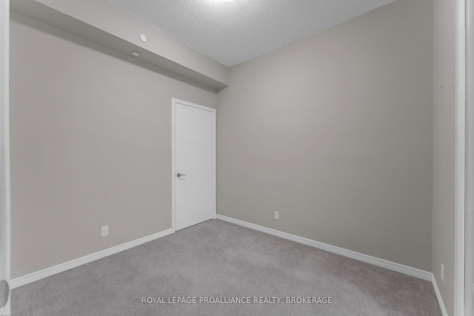 121 Queen Street • #813 • Kingston, ON photo 22