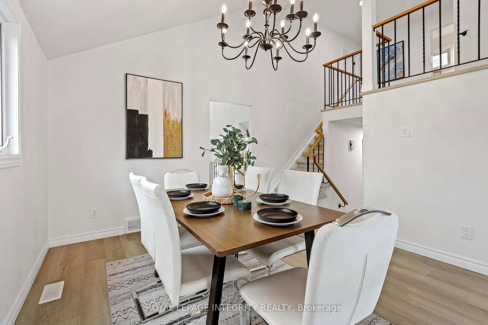 6368 Viseneau Drive • Orleans, ON photo 12
