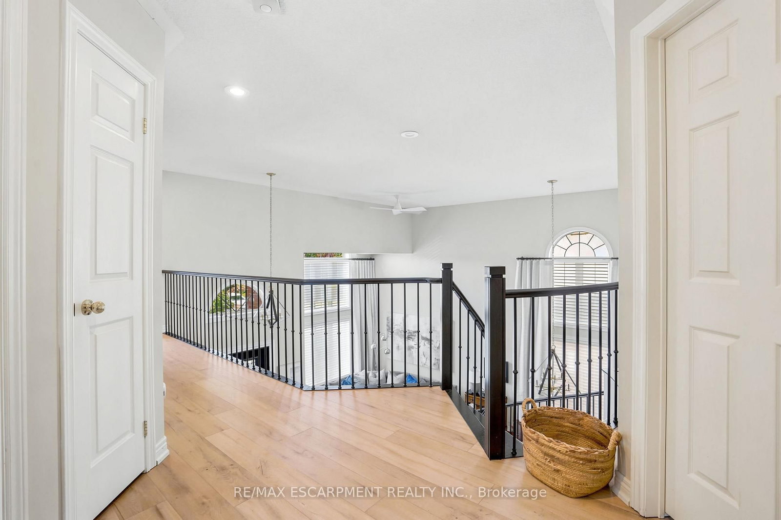 156 VALMONT Street • Hamilton, ON photo 27