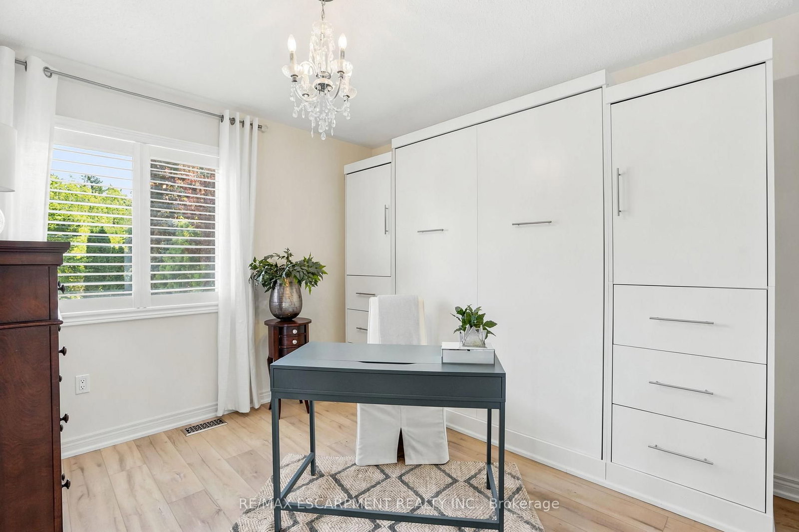 156 VALMONT Street • Hamilton, ON photo 39