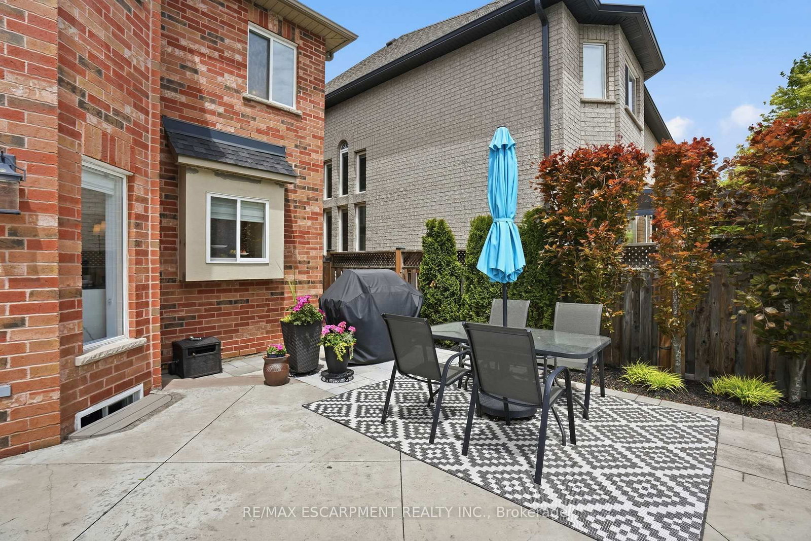 156 VALMONT Street • Hamilton, ON photo 45