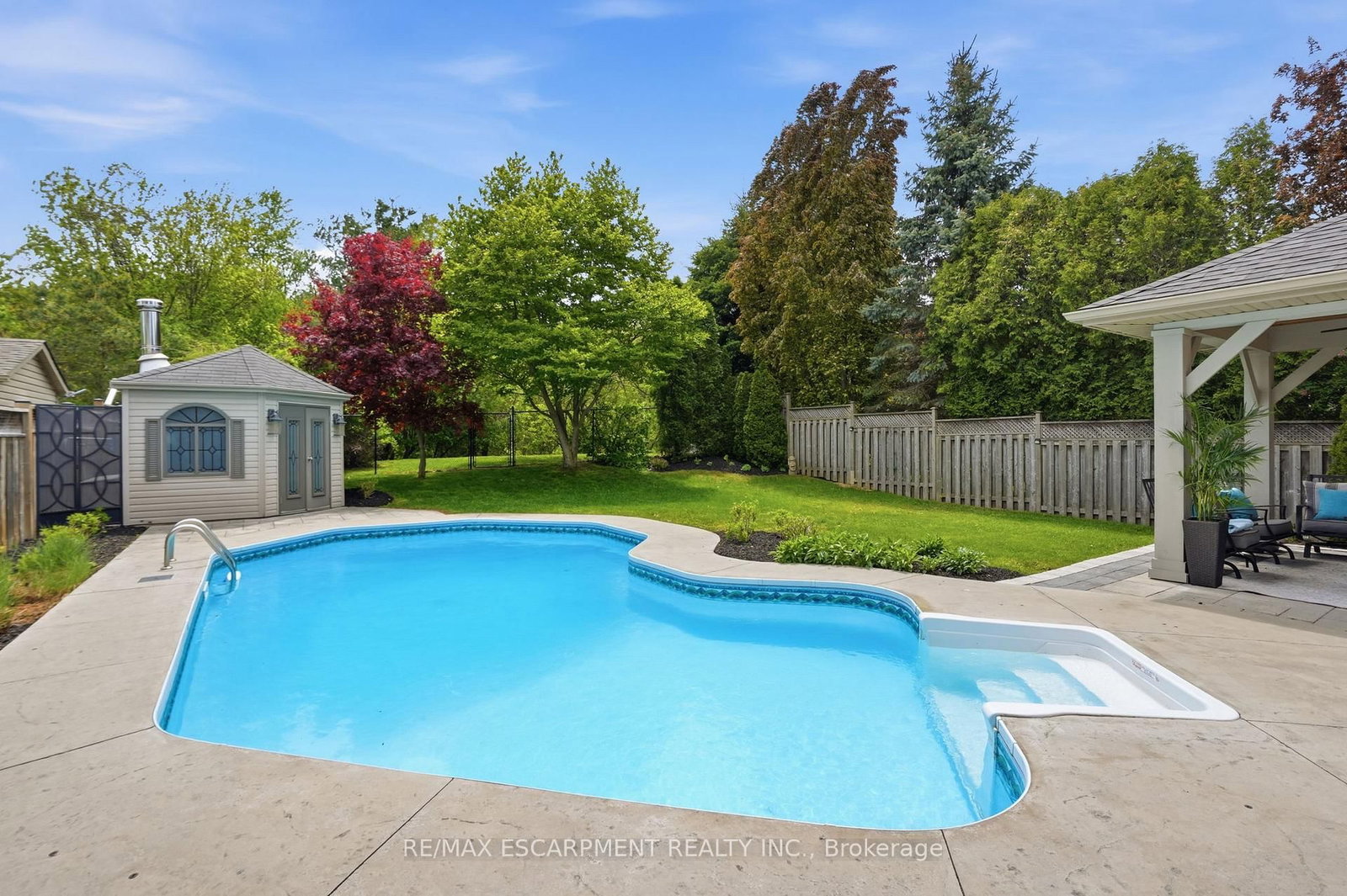 156 VALMONT Street • Hamilton, ON photo 49