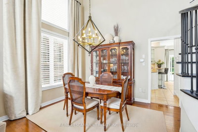 156 VALMONT Street • Hamilton, ON photo 8