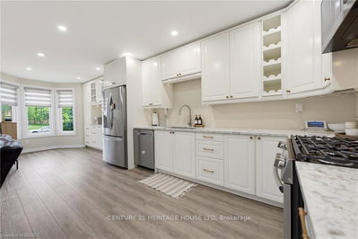 125 Whitlaw Way — photo 6