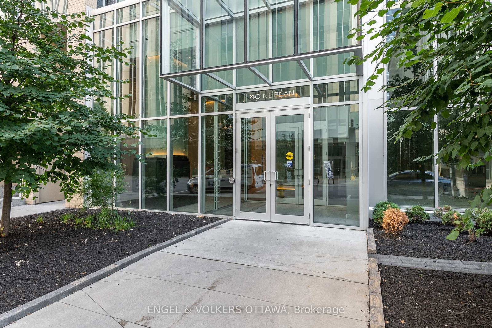 40 Nepean Street • #1103 • Ottawa, ON photo 3