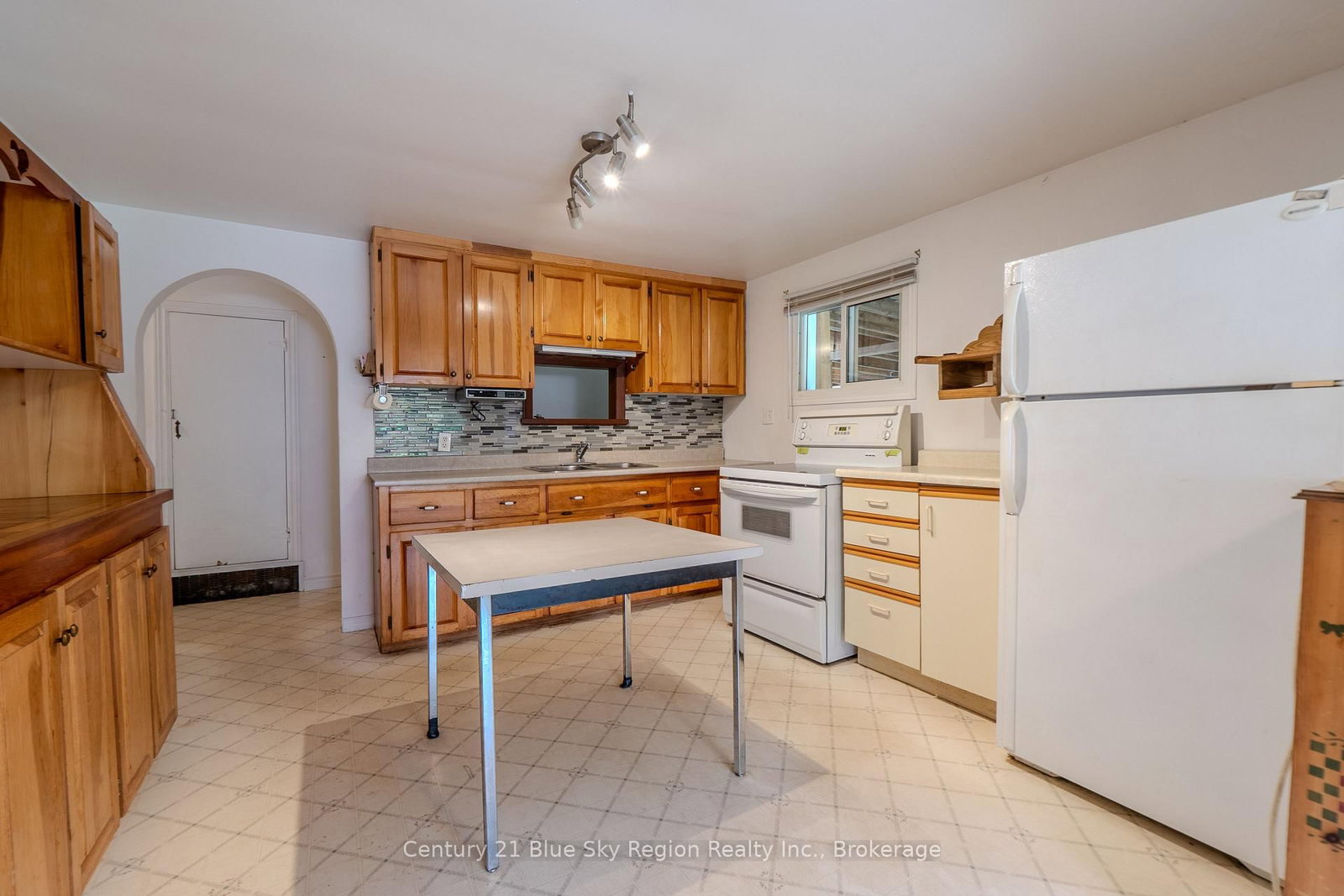 9790 Highway 63 • Unorganized Townships, ON photo 15