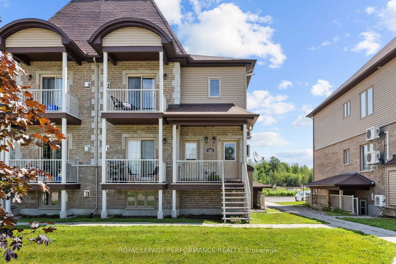 3 - 185 Bourdeau Boulevard