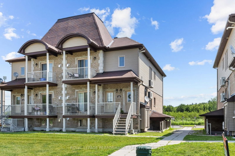 3 - 185 Bourdeau Boulevard