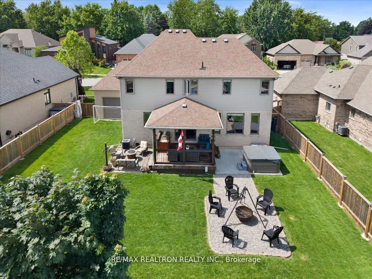 177 MARTIN Drive, Middlesex Centre — photo 2