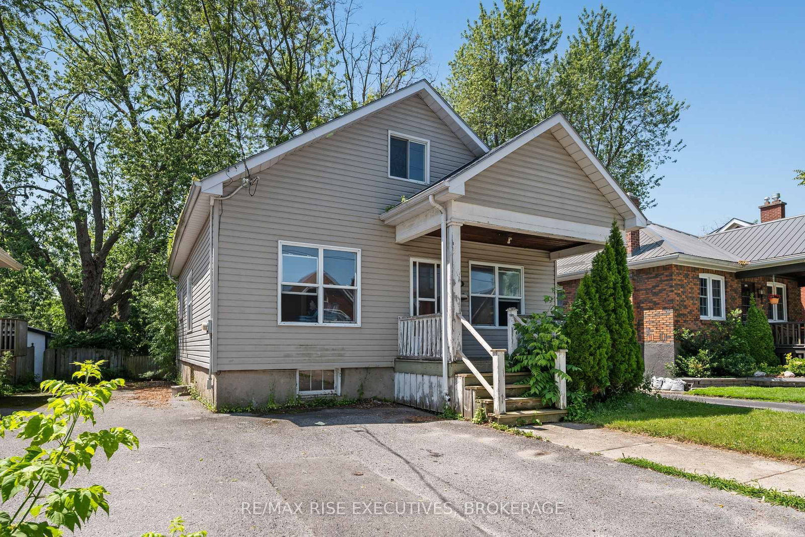 690 Johnson Street • Kingston, ON photo 1