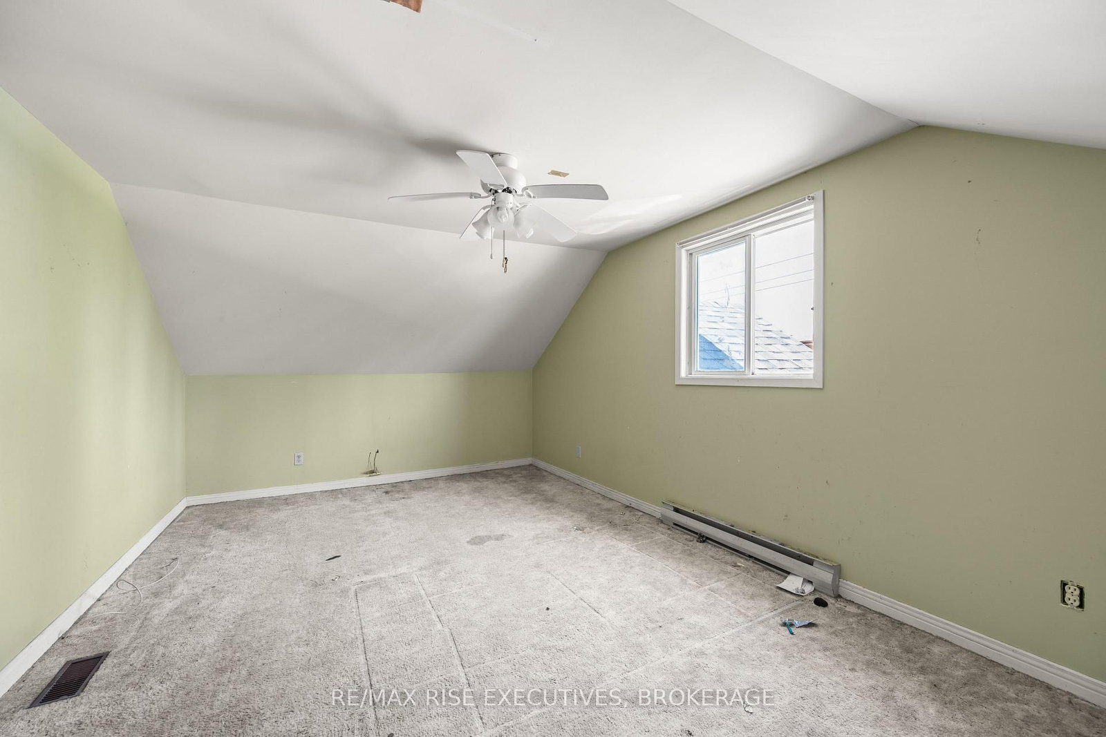 690 Johnson Street • Kingston, ON photo 27