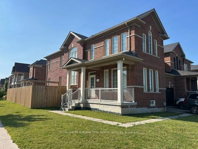 57 Macbean Crescent