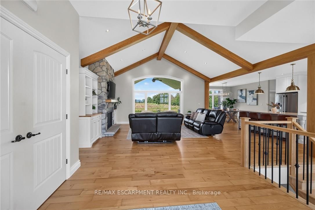 1471 Concession 5 Woodhouse Road • Norfolk, ON photo 17