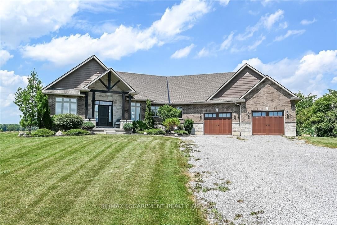 1471 Concession 5 Woodhouse Road • Norfolk, ON photo 2