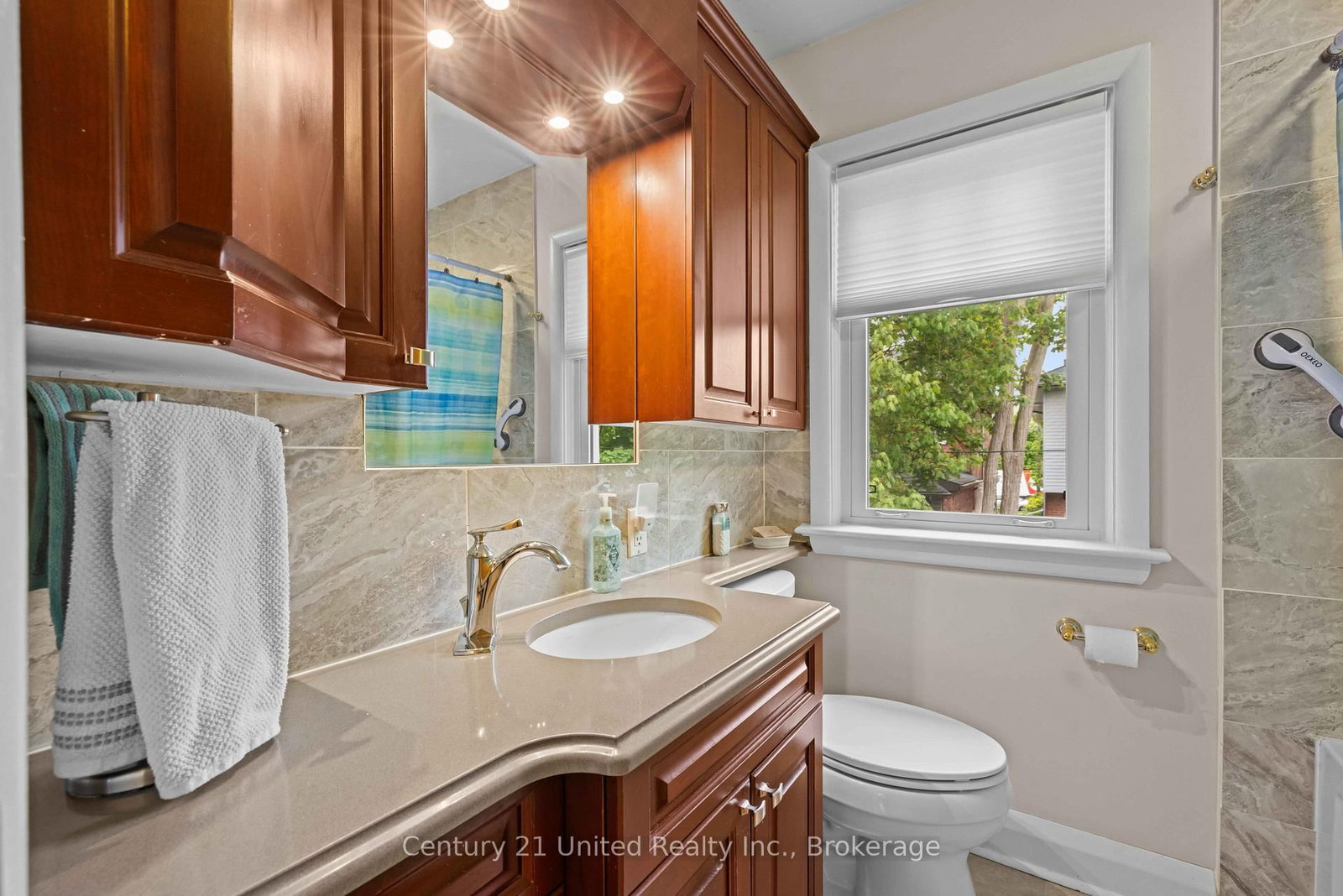 516 W Hunter Street • Peterborough, ON photo 23