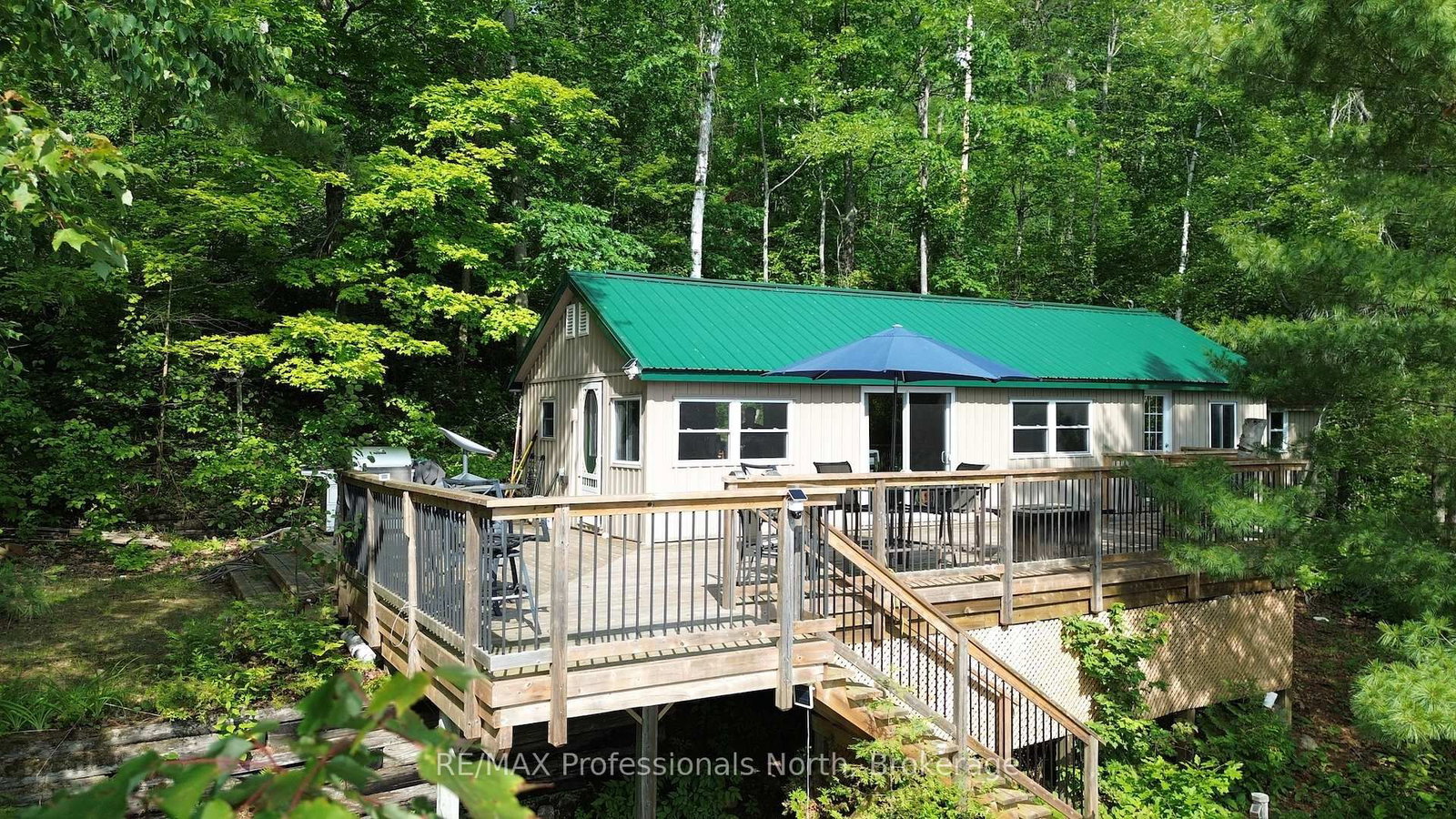 10597 Black Lake WAO • Minden Hills, ON photo 2