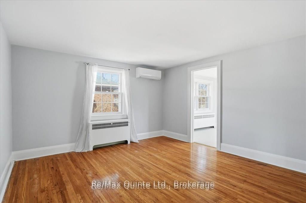 238 Victoria Avenue • Belleville, ON photo 32