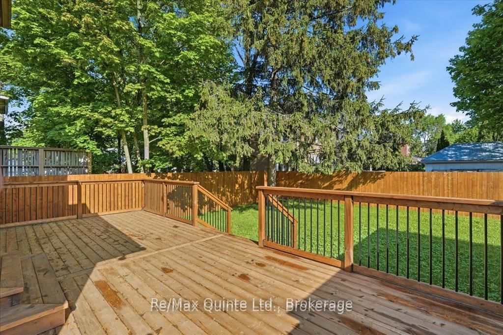 238 Victoria Avenue • Belleville, ON photo 42