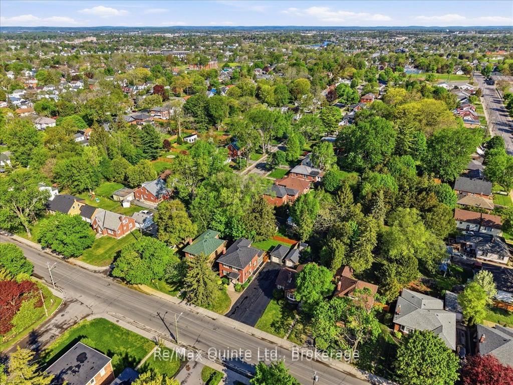 238 Victoria Avenue • Belleville, ON photo 46