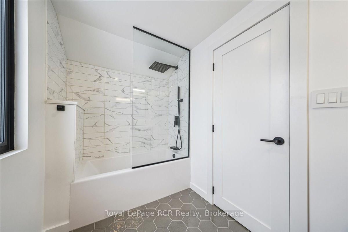 400 W 2nd Avenue • Owen Sound, ON photo 42